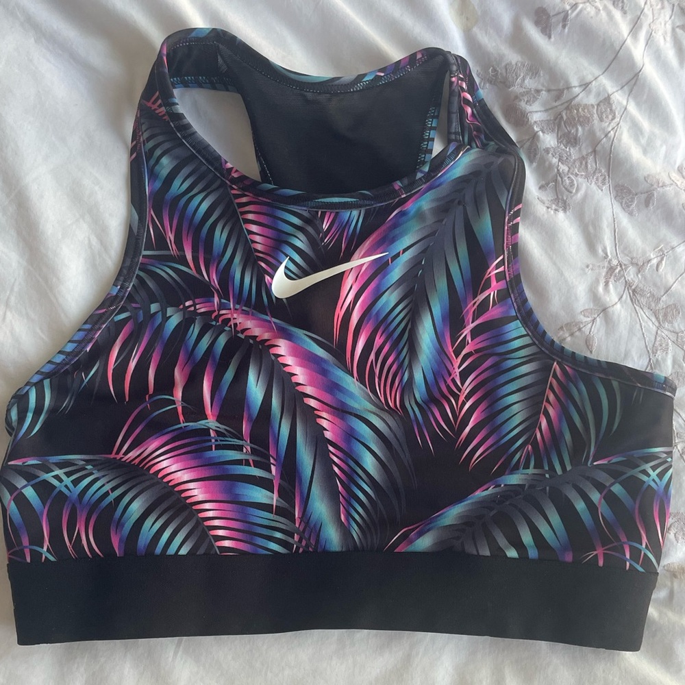 Nike Tropical Print High-Neck Sports Bra